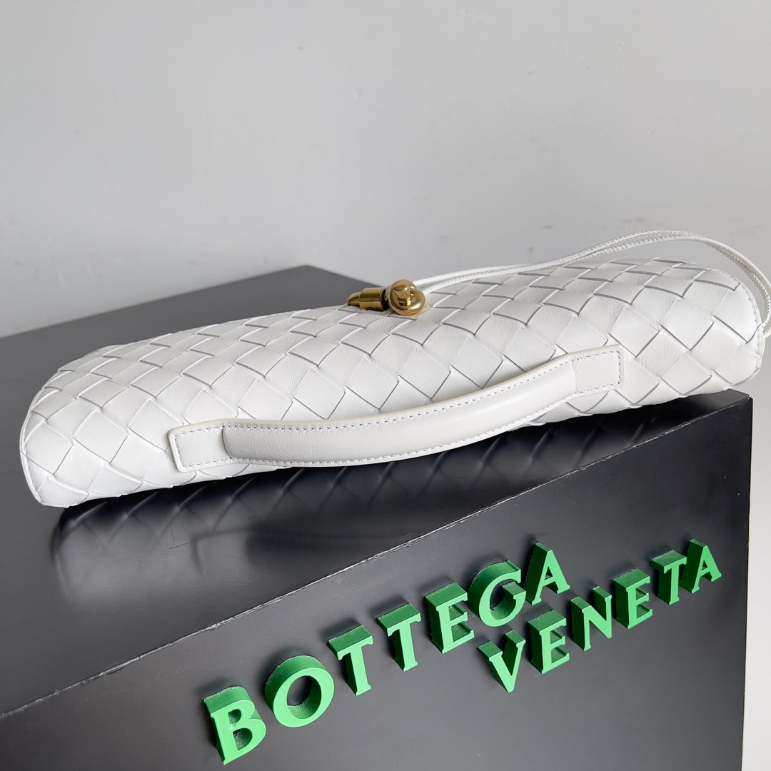 Andiamo Woven Leather Clutch Bag